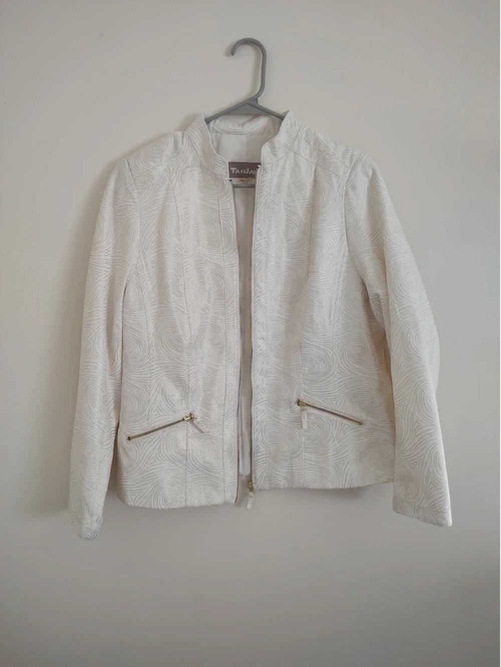 TanJay Women's White Blazer Jacket with Gold Details Size 10